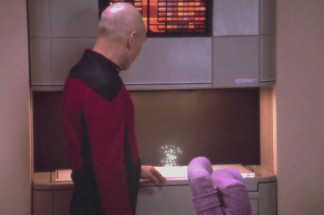 Capt. Picard synthesizing tea